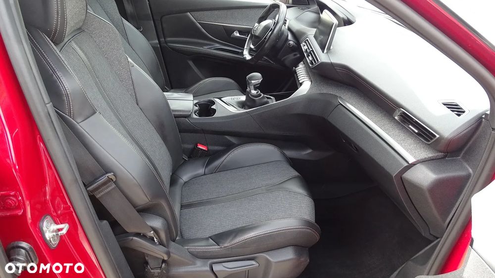 Peugeot 3008 - 13
