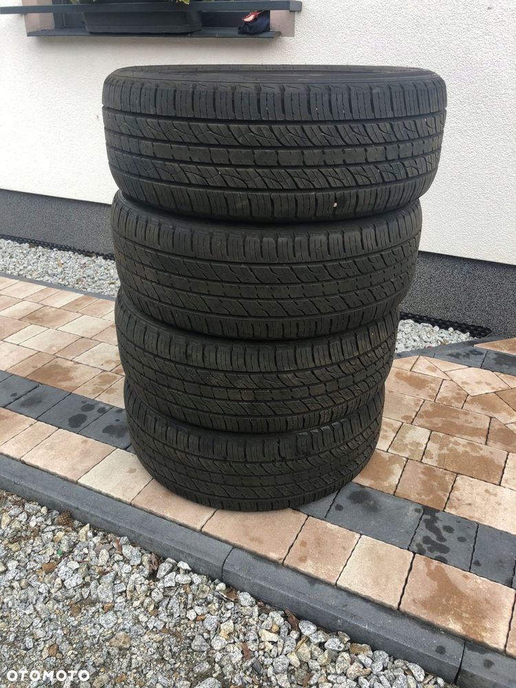 Opony Kumho 235/55/19 - 1