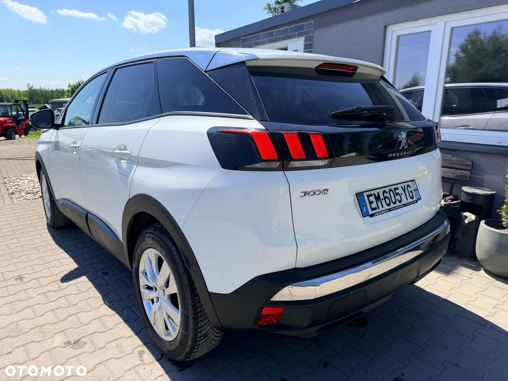 Peugeot 3008 BlueHDi 120 EAT6 Stop & Start Active - 11