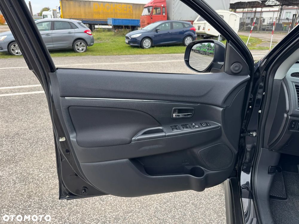 Mitsubishi ASX 1.6 2WD Intense - 25