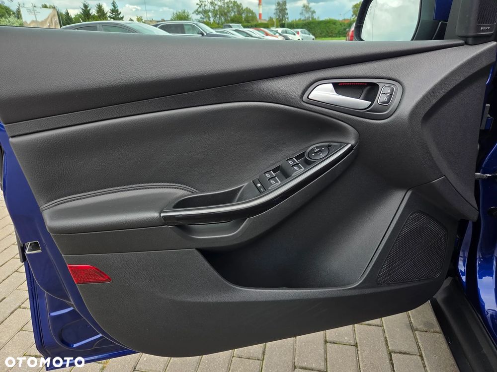 Ford Focus 1.5 EcoBoost Start-Stopp-System Business Edition - 35