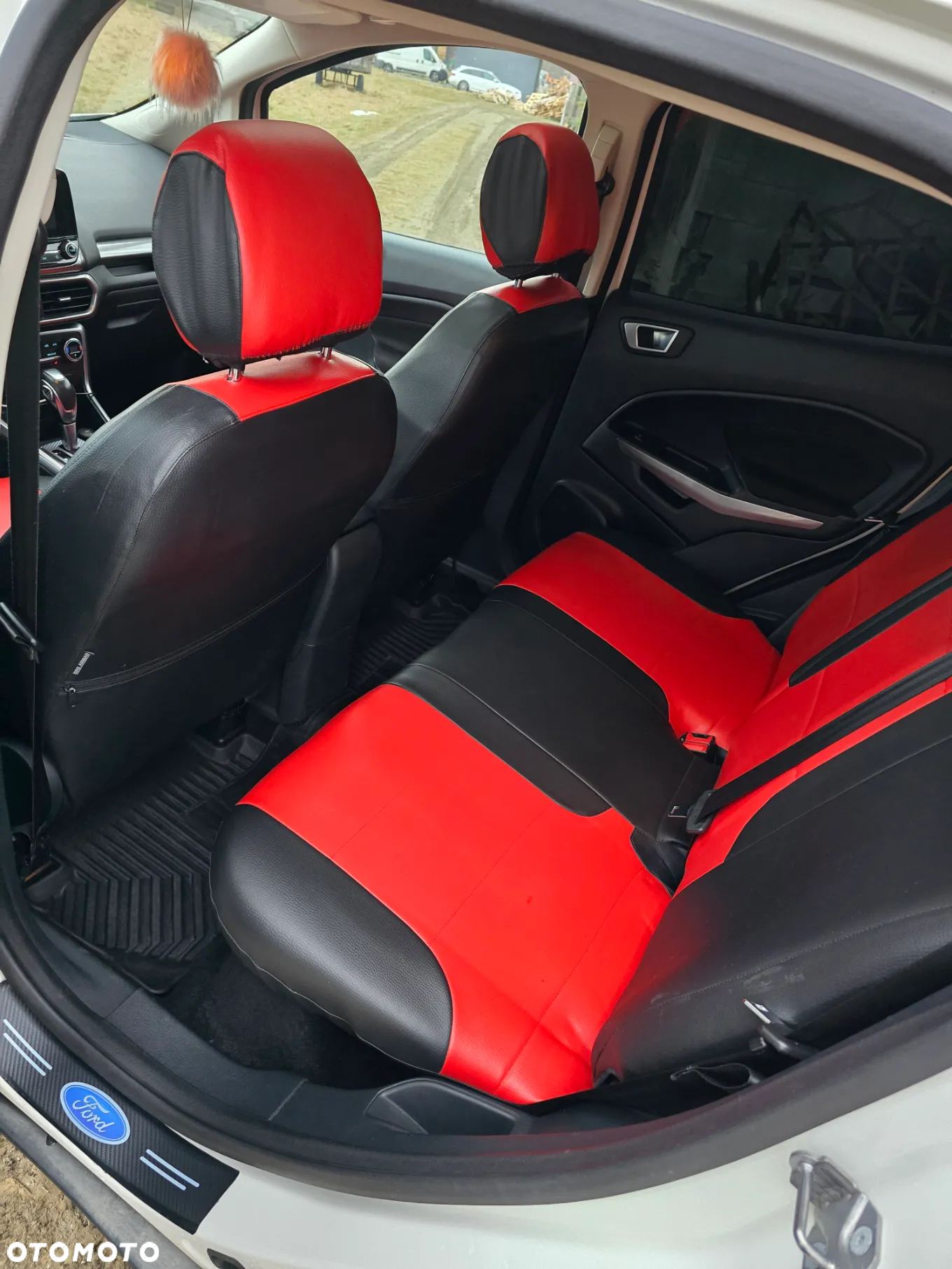 Ford EcoSport - 10