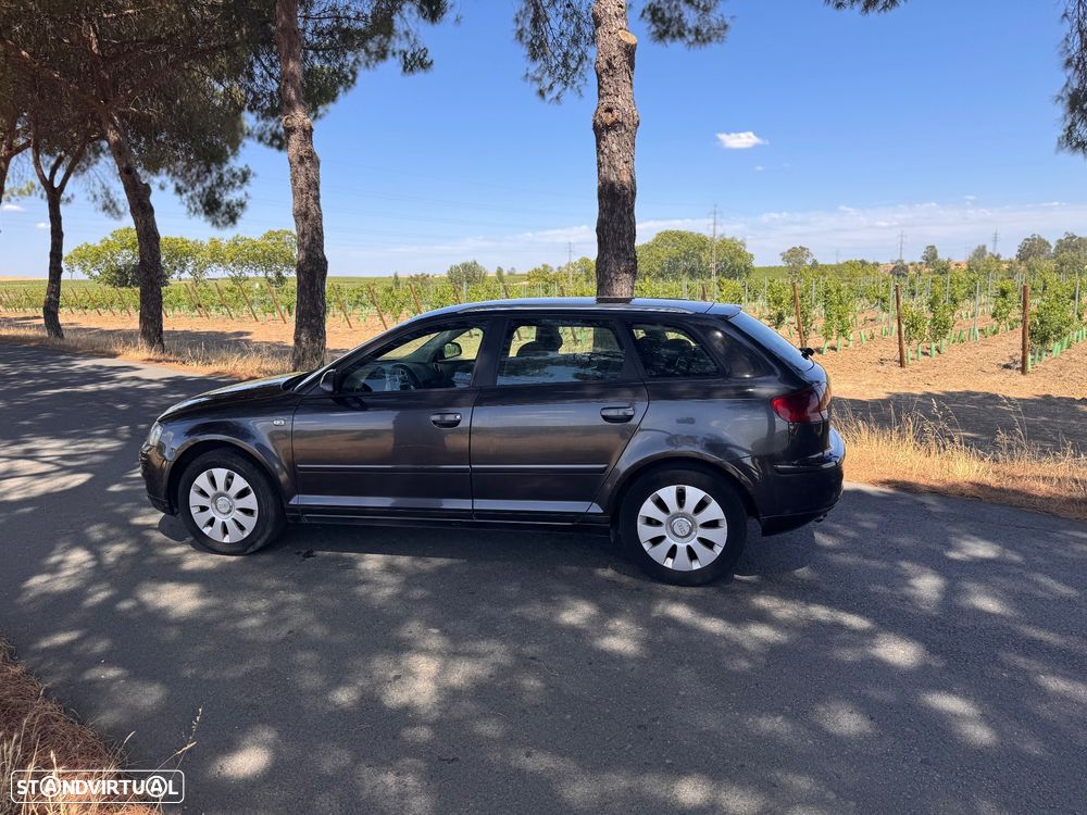 Audi A3 Sportback 2.0 TDi - 12
