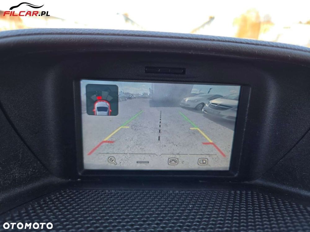 Ford Tourneo Custom - 13