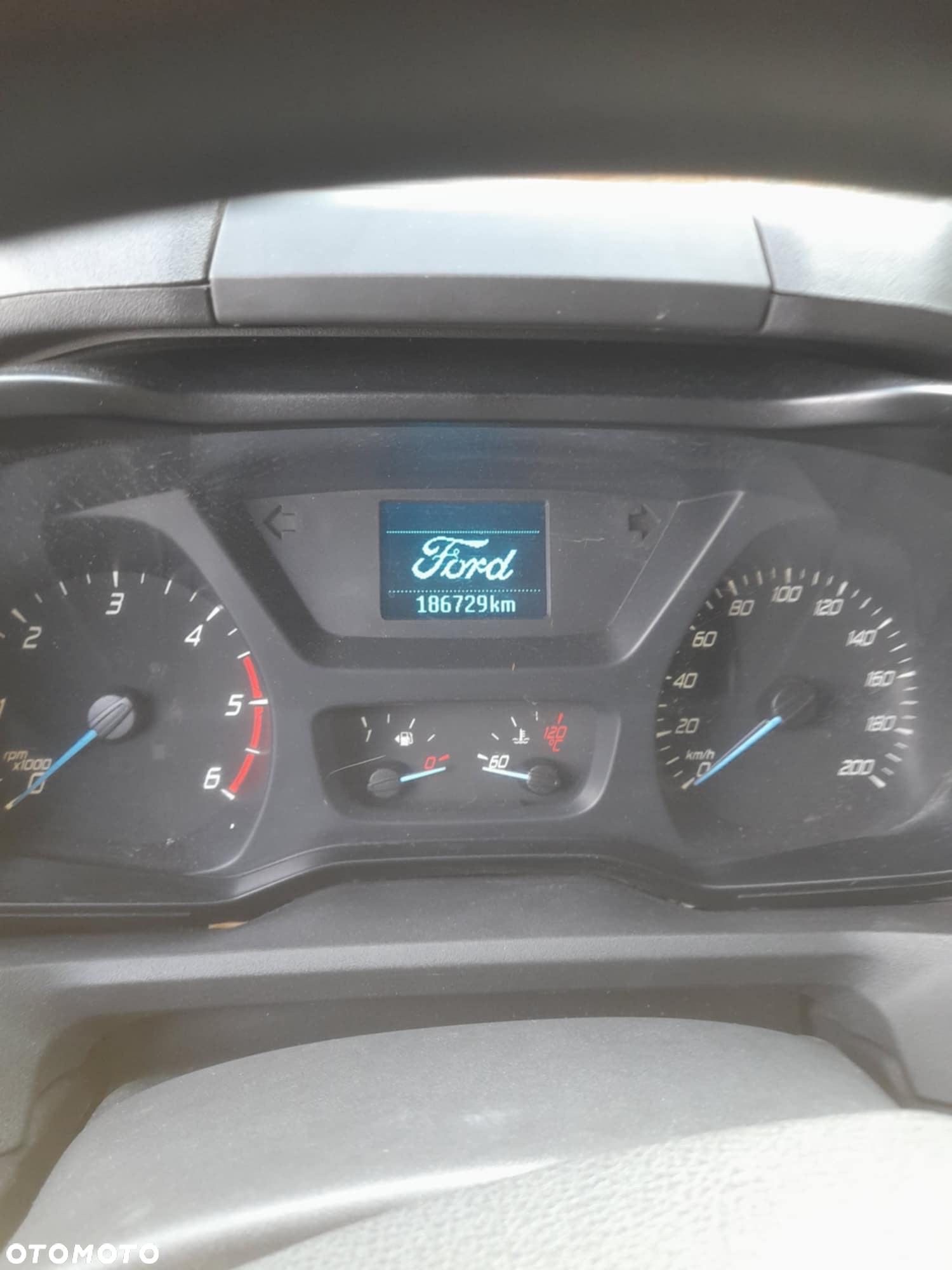 Ford Transit Custom - 8