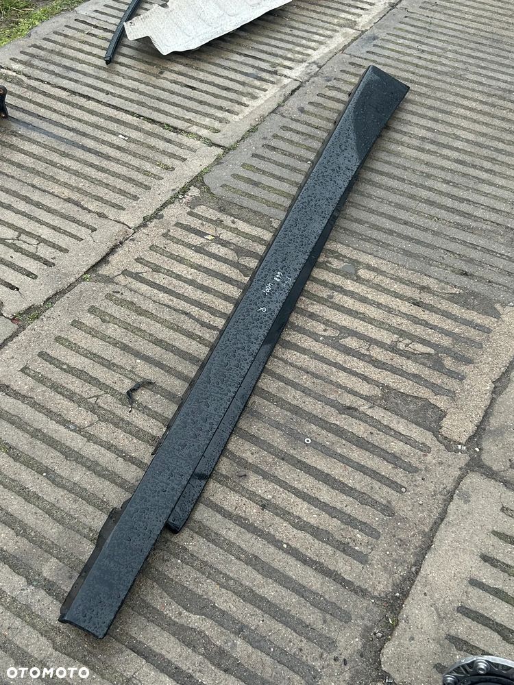 LISTWA PROGOWA BMW F34 3GT 668 PRAWA 7303038 - 1