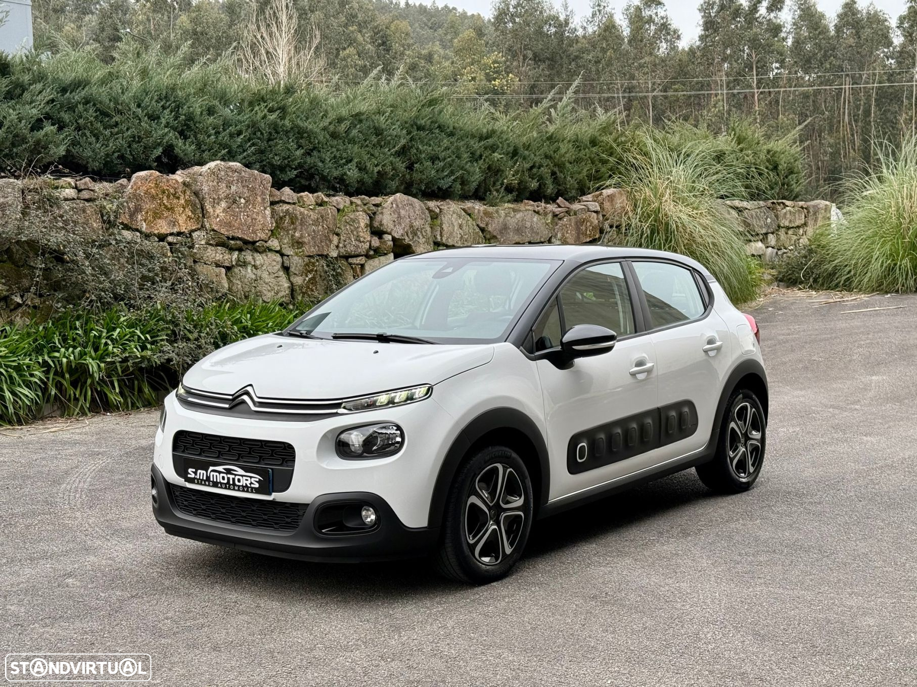 Citroën C3 Pure Tech S&S Shine - 2