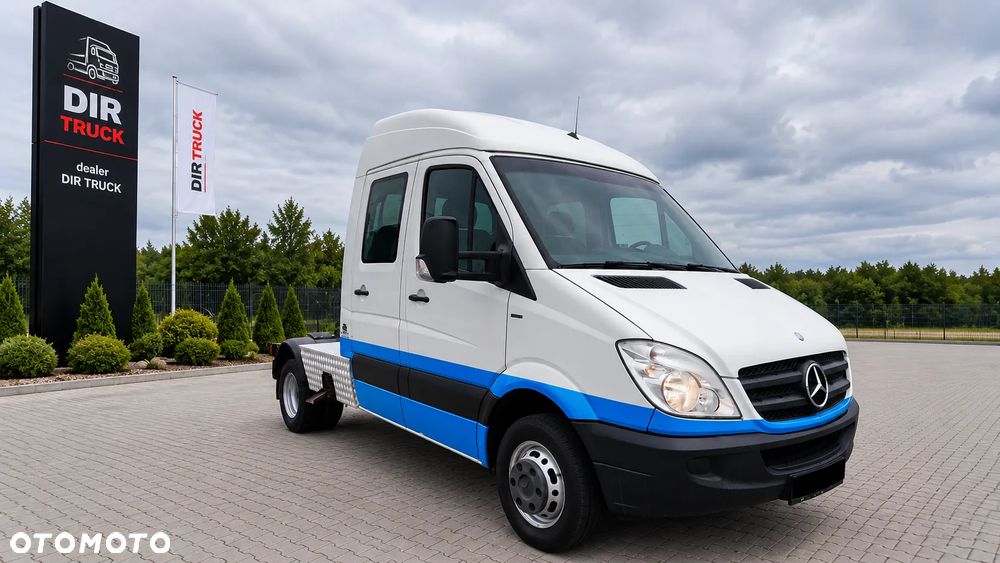 Mercedes-Benz Sprinter - 2