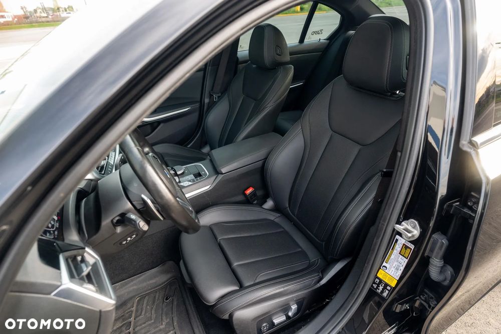 BMW Seria 3 - 35