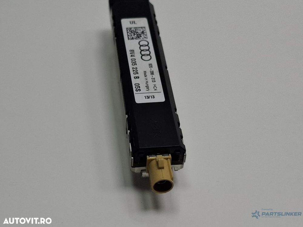 Amplificator antena AUDI A3 Sportback 8VA, 8VF 2012 - 2018 8V0035225B - 1
