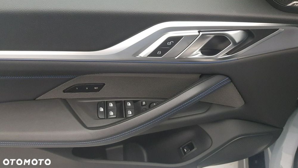 BMW i4 - 20