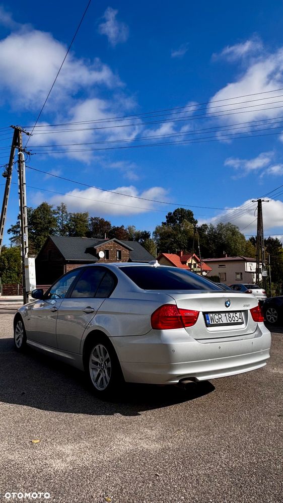 BMW Seria 3 318i - 7