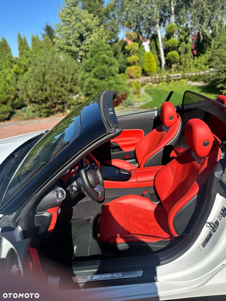 Mercedes-Benz SL - 17