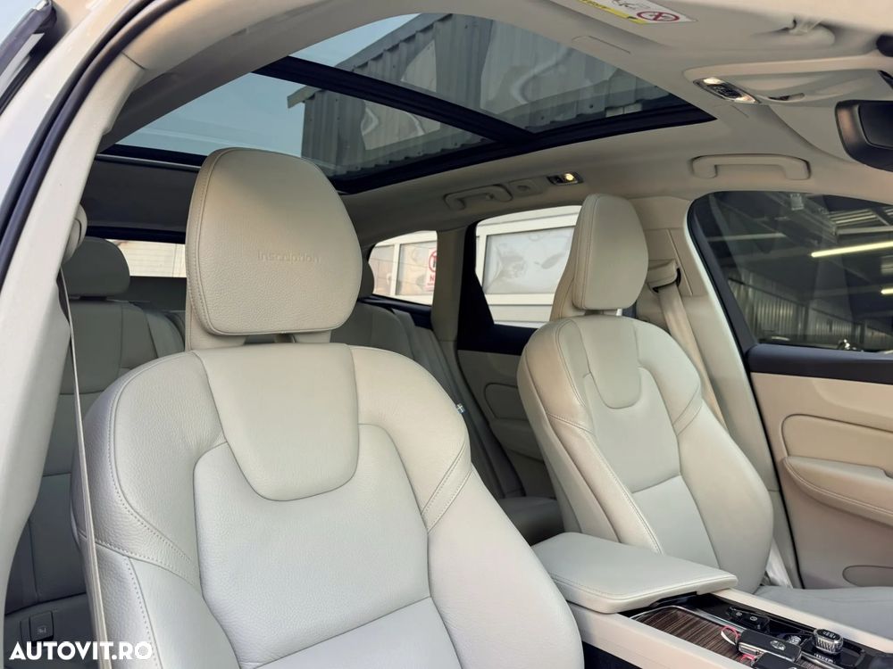 Volvo XC 60 - 16