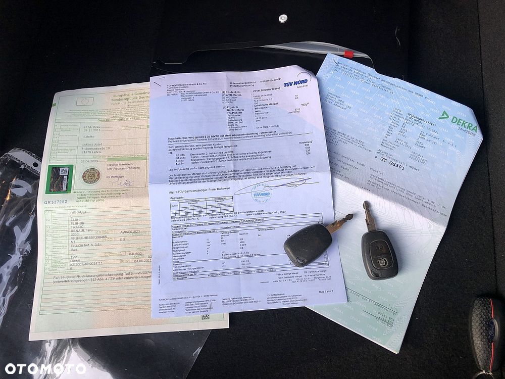 Renault Trafic Blaszak - 23