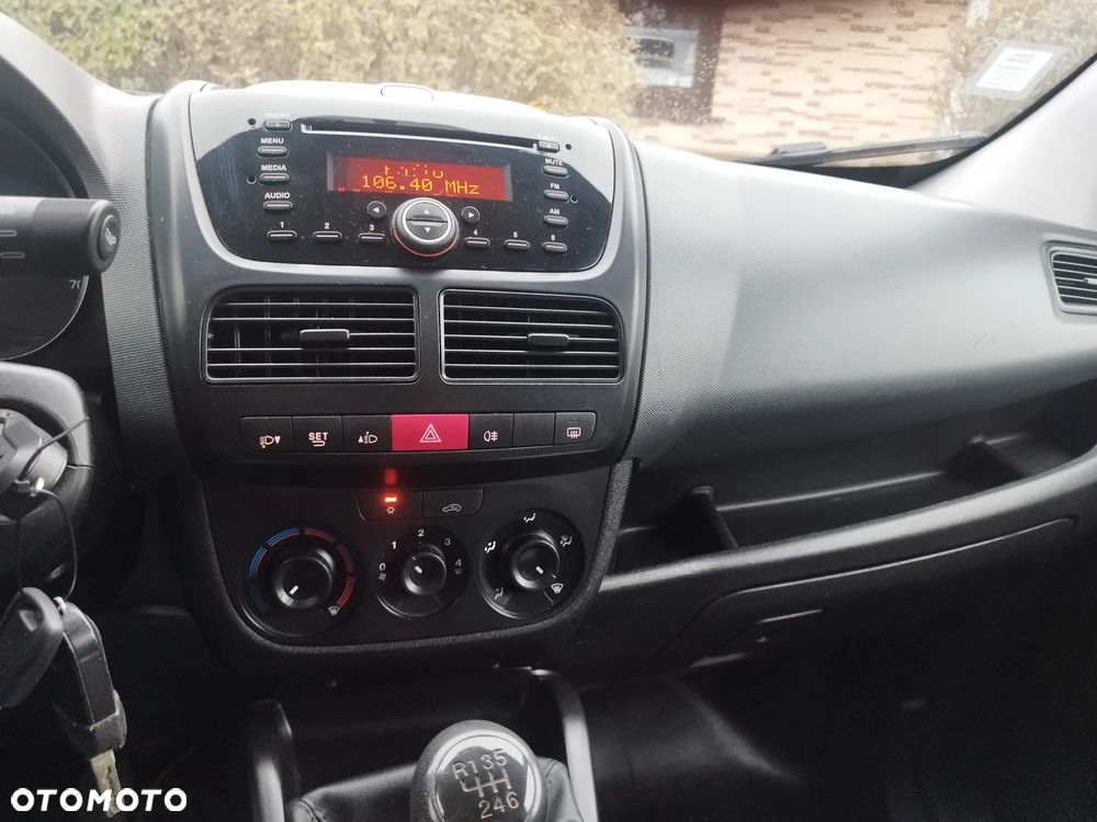 Fiat Doblo - 12