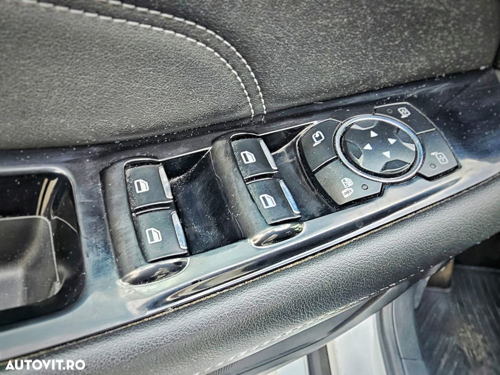 Ford S-Max 2.0 TDCi Powershift Titanium - 16