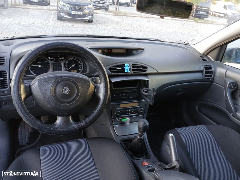 Renault Laguna Break 1.9 dCi Dynamique - 7