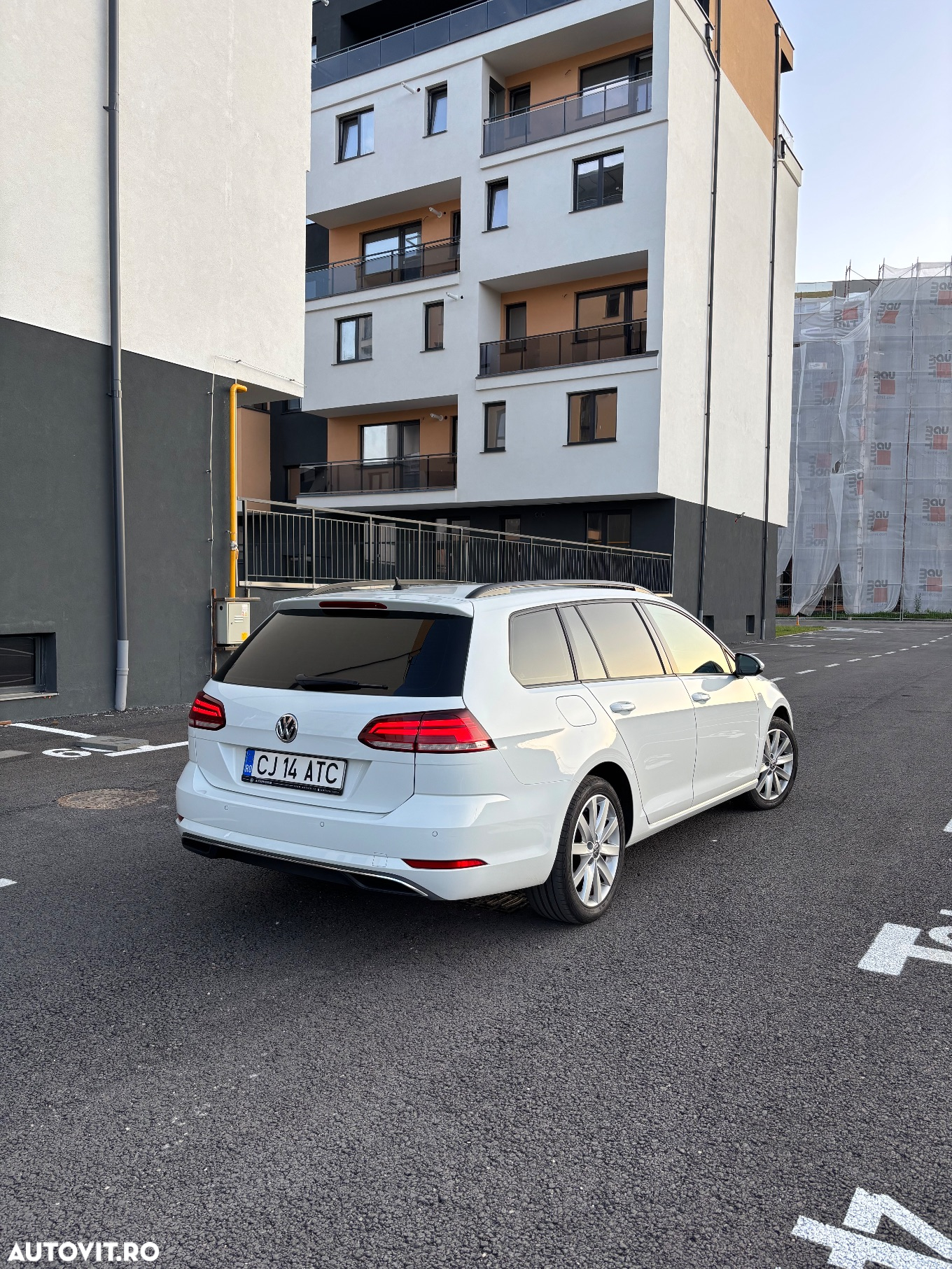 Volkswagen Golf 2.0 TDI DSG Highline - 10
