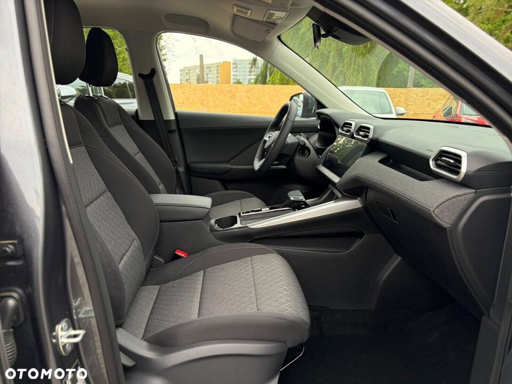 MG ZS Hybrid+ - 20