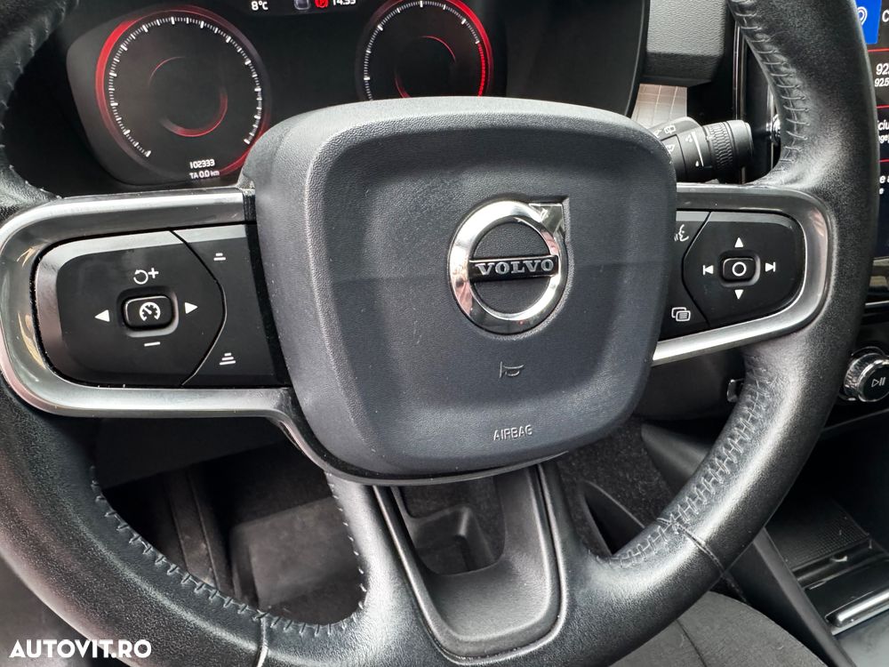 Volvo XC 40 D3 Momentum - 8