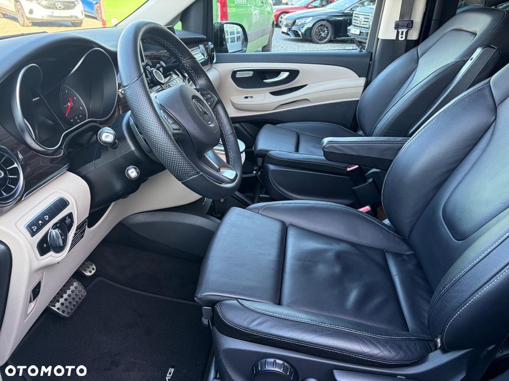 Mercedes-Benz Klasa V 300 d 4-Matic Avantgarde 9G-Tronic - 11