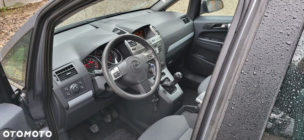 Opel Zafira 1.8 Catch me - 10