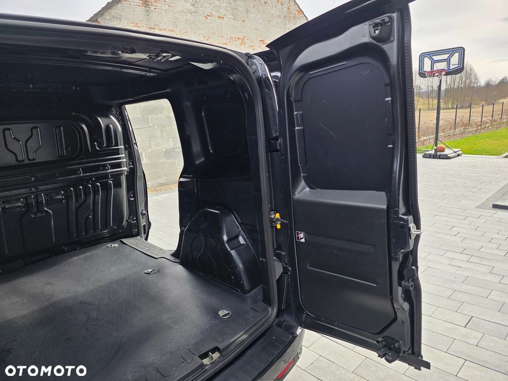 Fiat Doblo - 32
