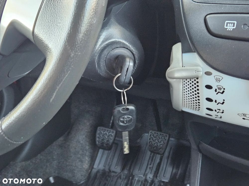 Toyota Aygo 1.0 VVT-i Luna EU5 - 35
