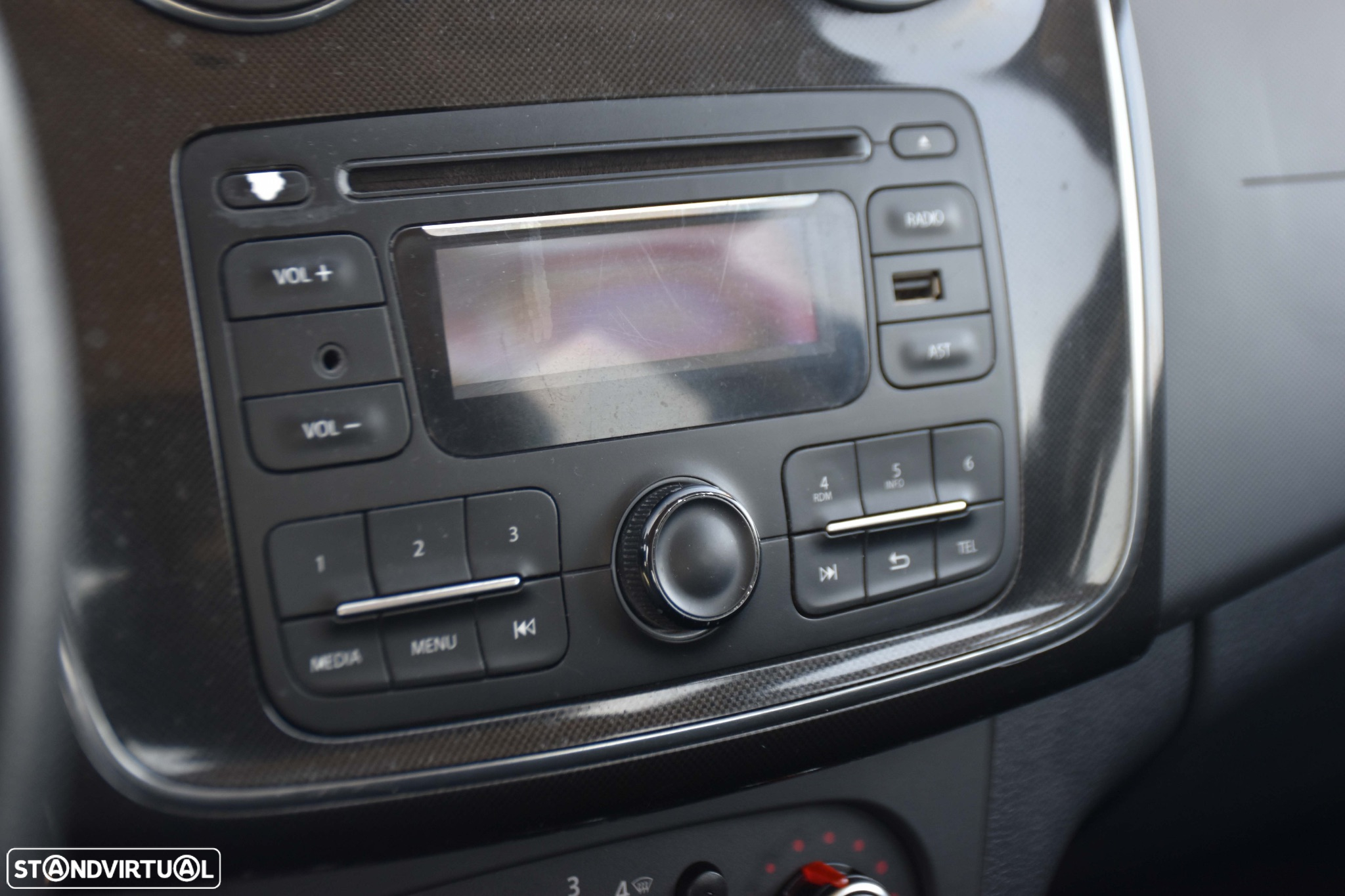 Dacia Sandero 1.0 SCe Comfort - 20