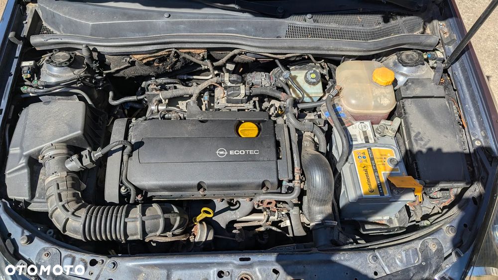 Opel Astra 1.6 T Sport - 15