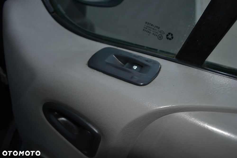 Nissan Primastar - 18