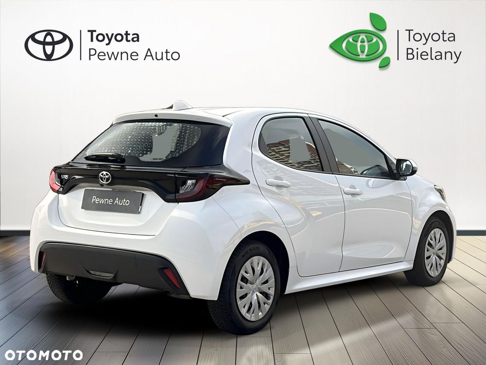 Toyota Yaris - 5
