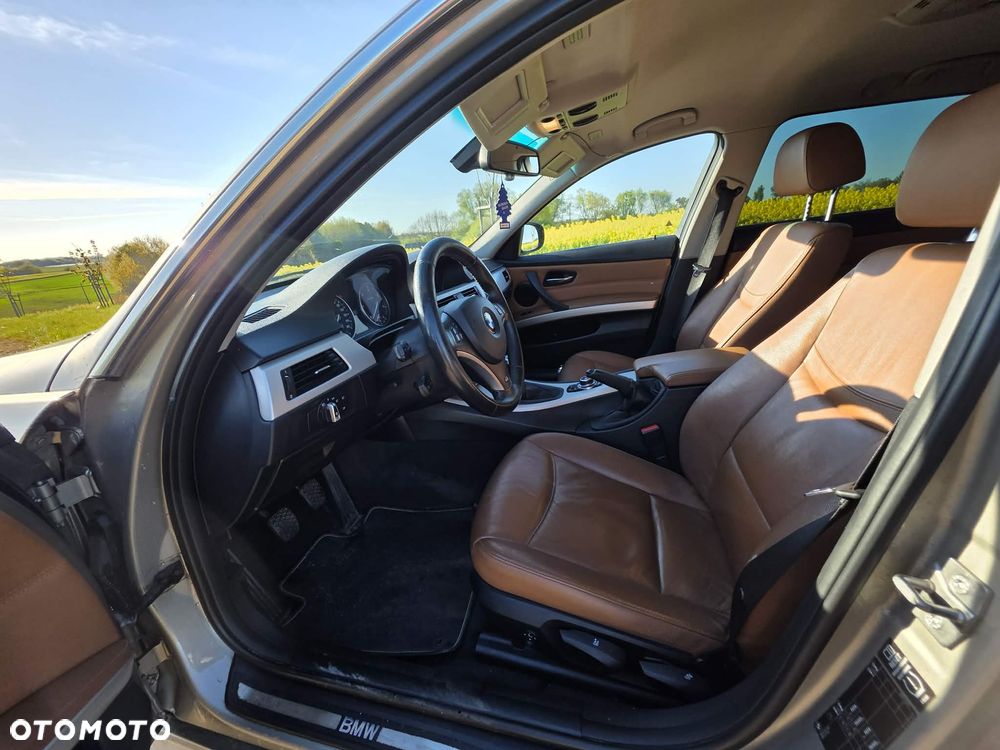 BMW Seria 3 320d Efficient Dynamics Luxury Line - 6