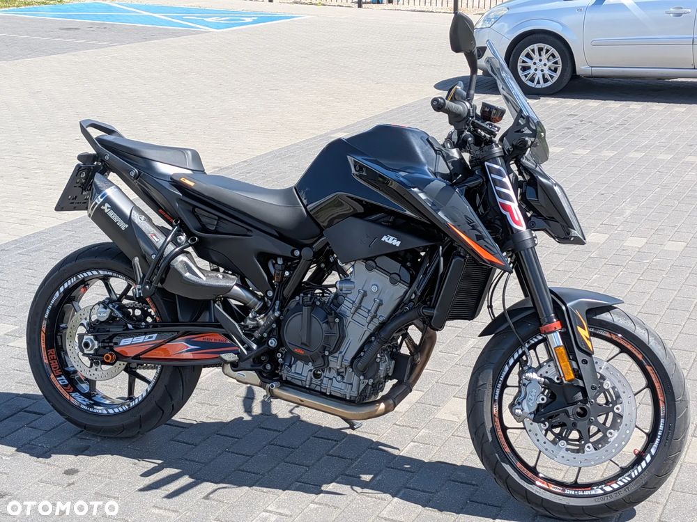 KTM DUKE 890 - 2