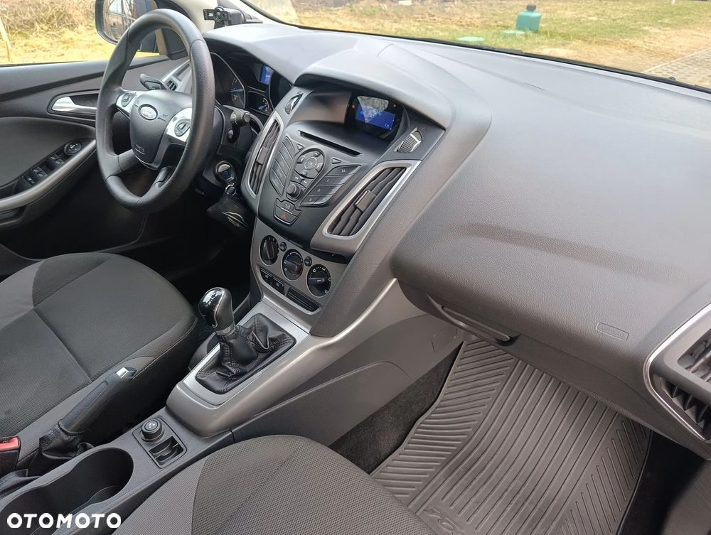 Ford Focus 1.6 TI-VCT Ambiente - 14