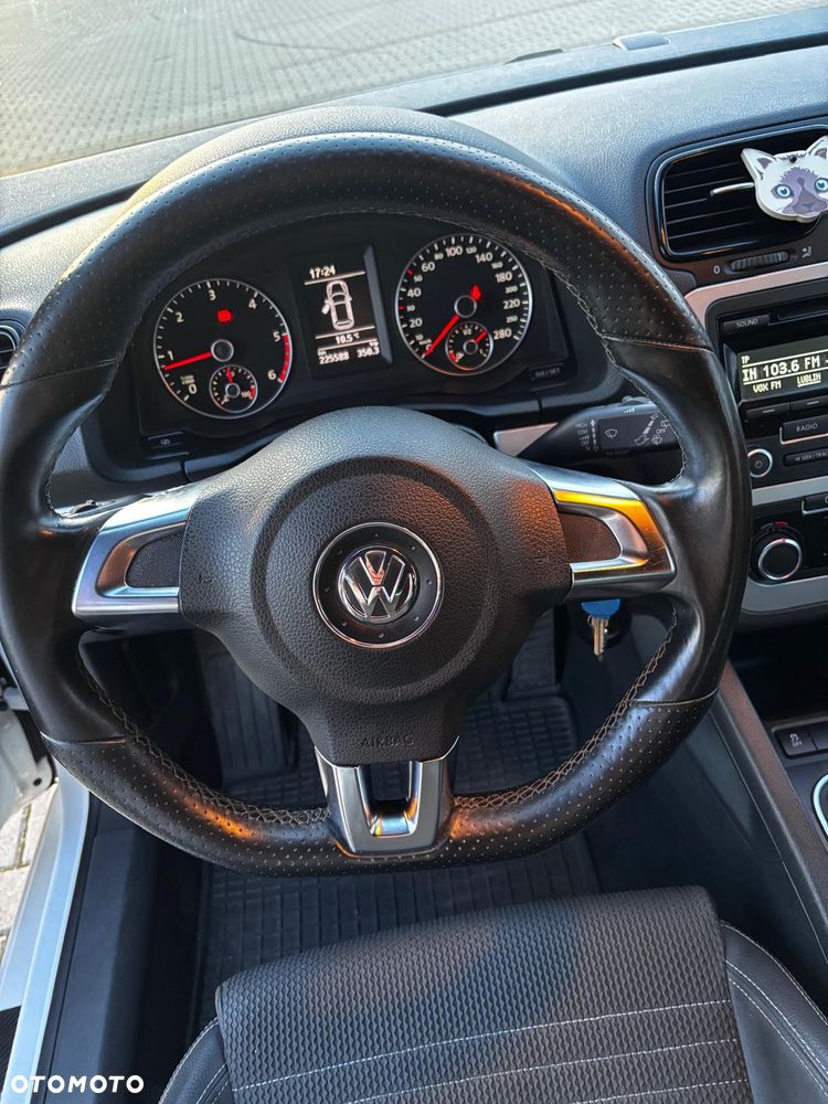 Volkswagen Scirocco 2.0 TDI - 10