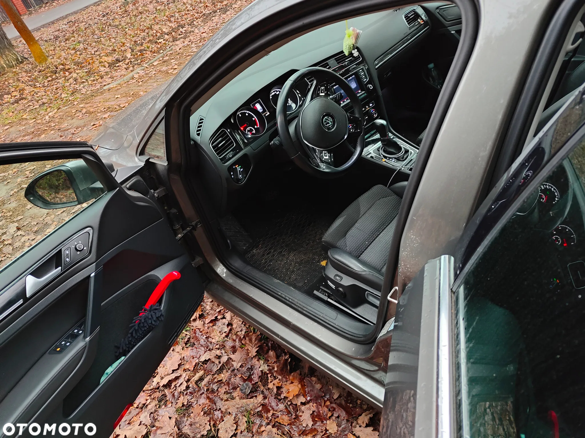Volkswagen Golf 2.0 TDI SCR DSG Comfortline - 7