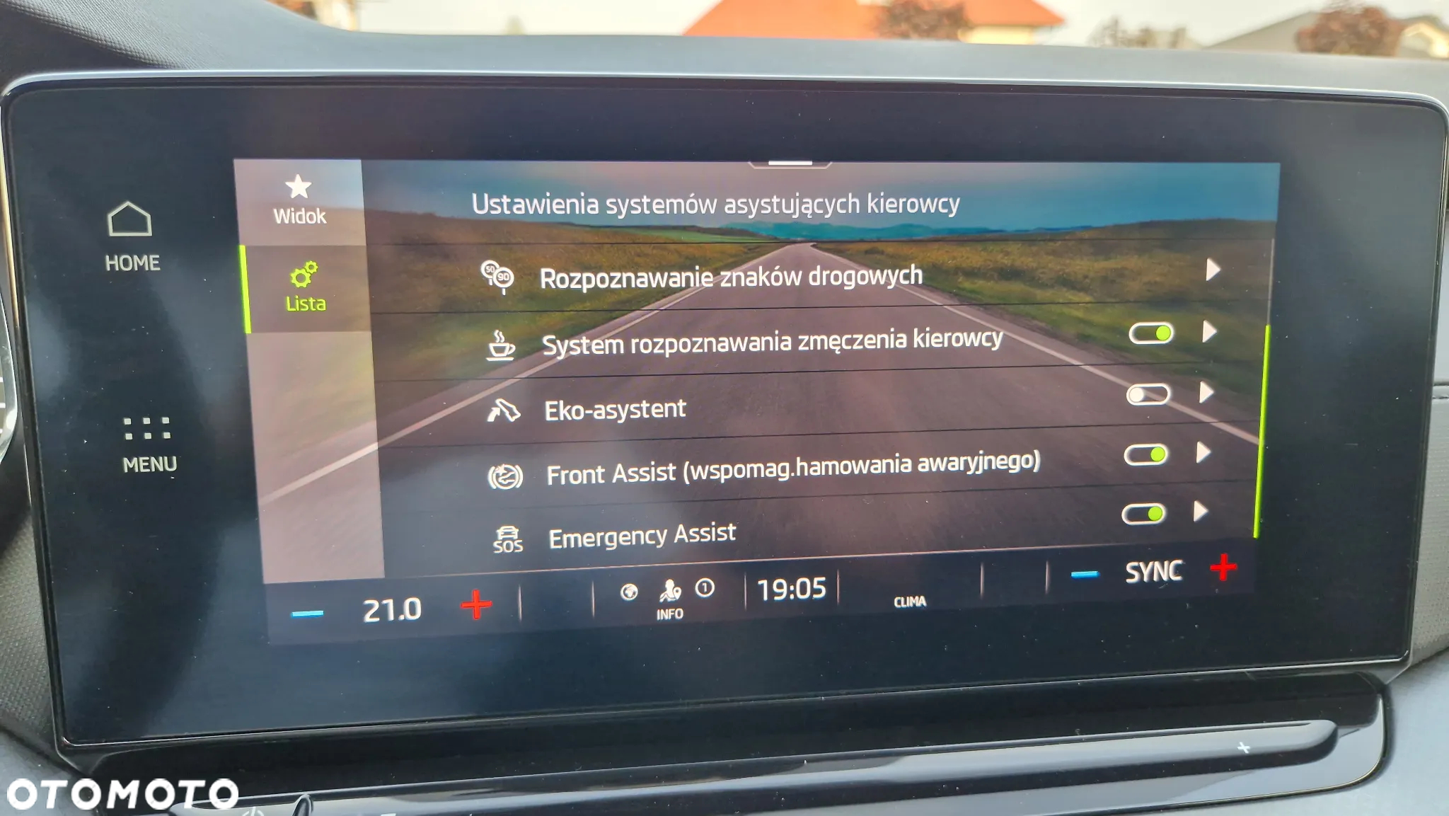 Skoda Octavia Combi 2.0 TDI DSG Sport Edition - 24