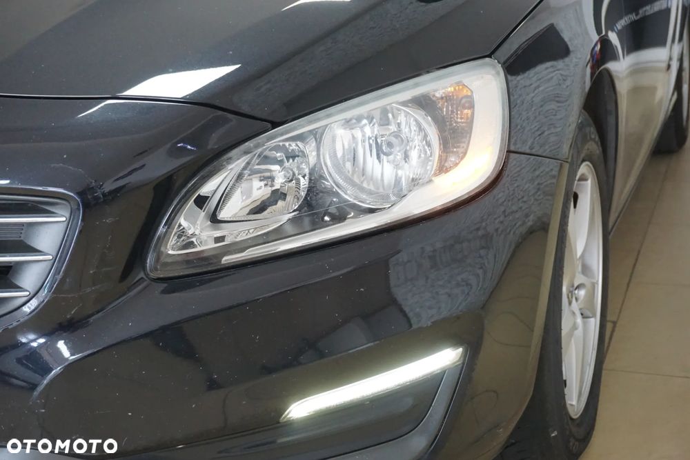 Volvo V60 DRIVe Kinetic - 14