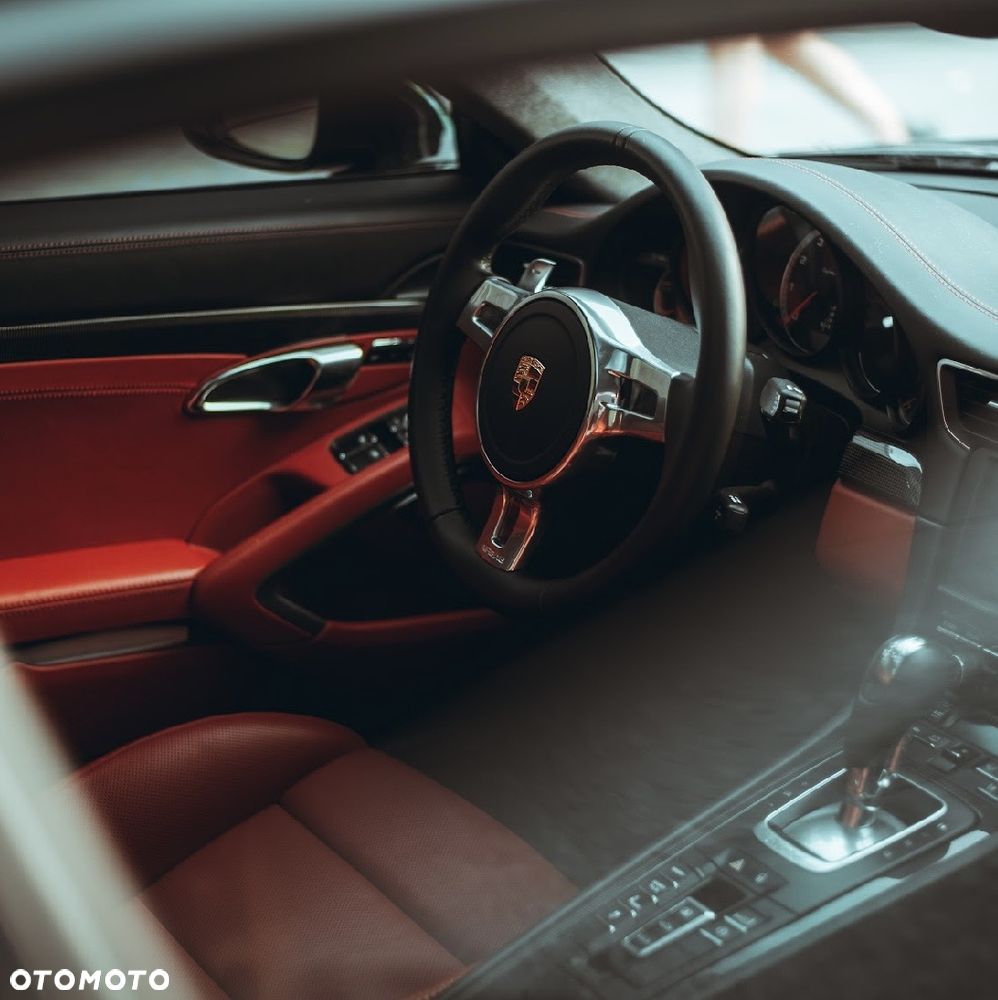 Porsche 911 - 12