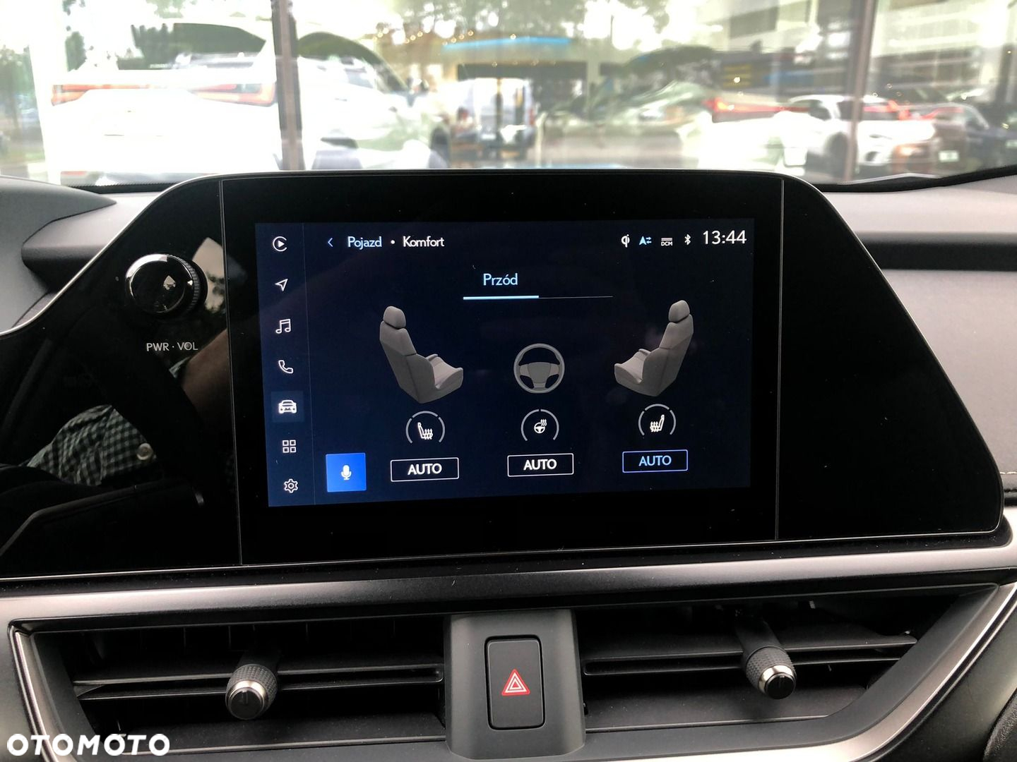 Lexus UX - 20