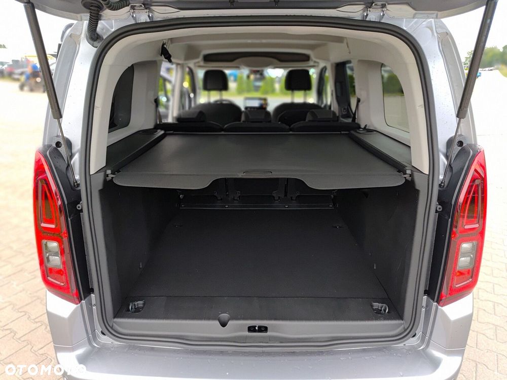 Opel Combo - 17