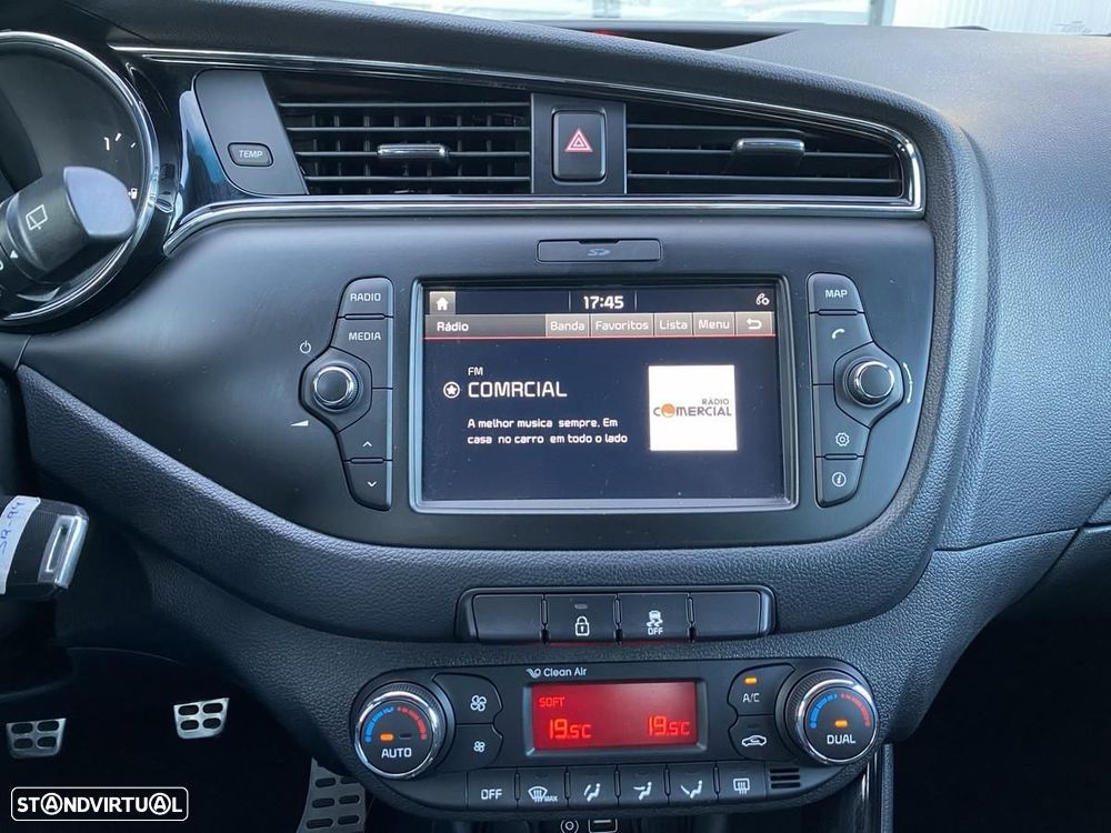 Kia Ceed 1.6 CRDi GT Line - 19