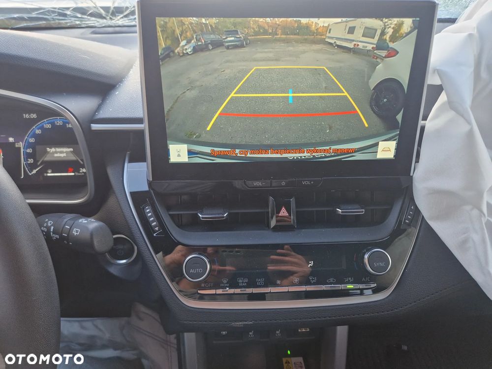 Toyota Corolla Cross 2.0 Hybrid Style AWD - 9