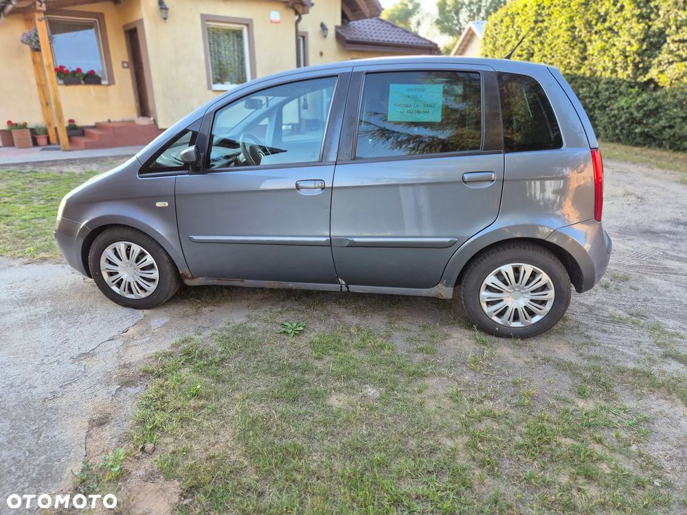 Fiat Idea 1.4 16V Actual - 3
