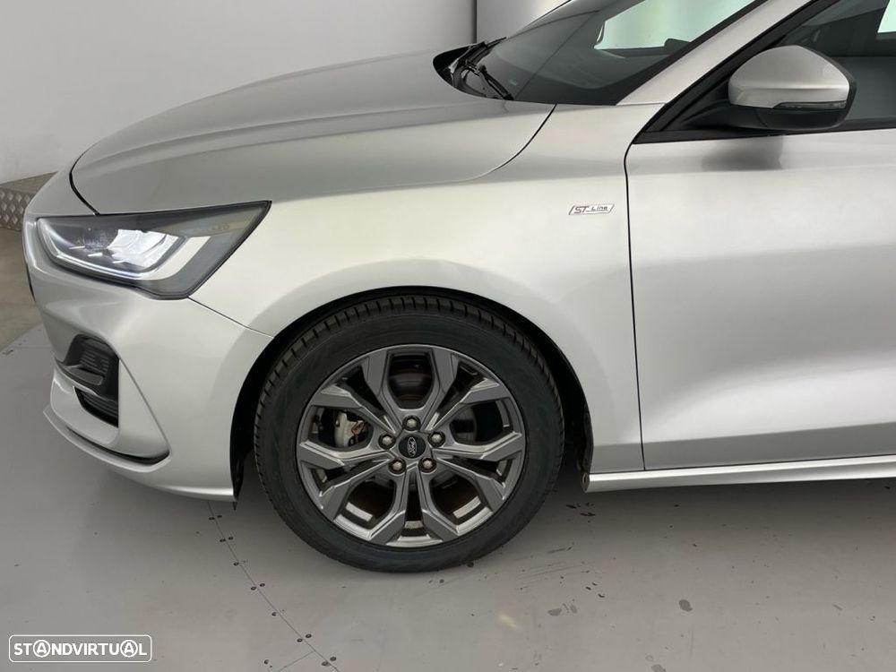 Ford Focus 1.0 EcoBoost MHEV ST-Line - 18