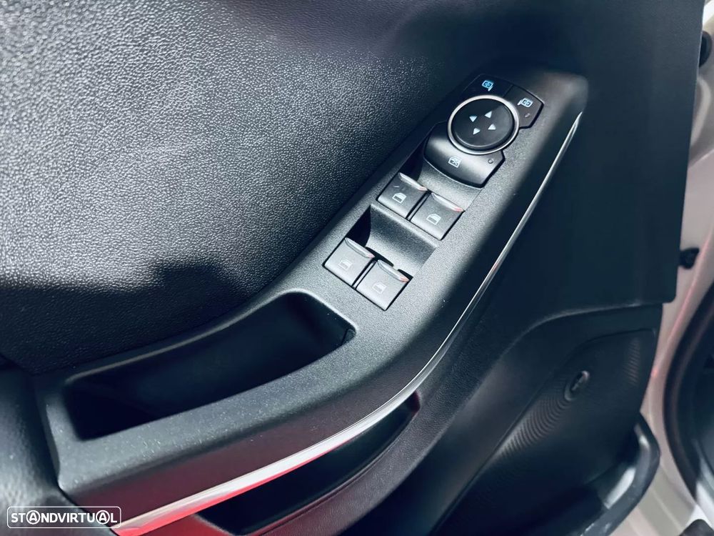 Ford Fiesta 1.5 EcoBoost ST - 32