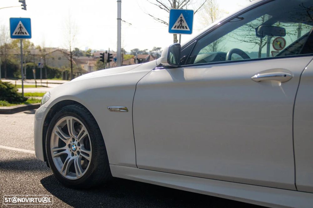 BMW 525 d Pack M Auto - 27