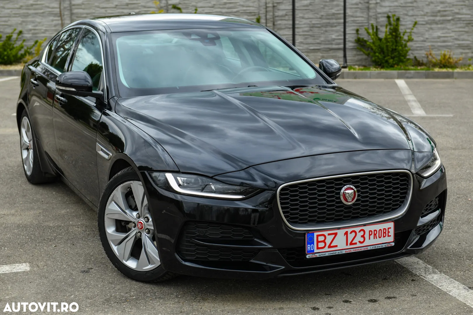 Jaguar XE D180 Aut. S - 3